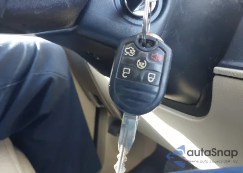 2016 Ford Expedition Xlt from USA, damaged, VIN 1FMJU1HTXGEF02374